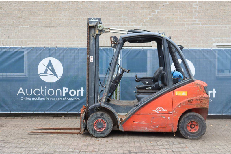 Linde H25T - Carrello elevatore a gas: foto 2 Linde H25T - Carrello elevatore a gas: foto 2