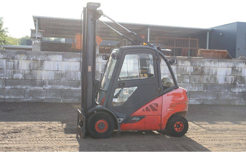 Linde H30CNG - Carrello elevatore a gas: foto 1 Linde H30CNG - Carrello elevatore a gas: foto 1