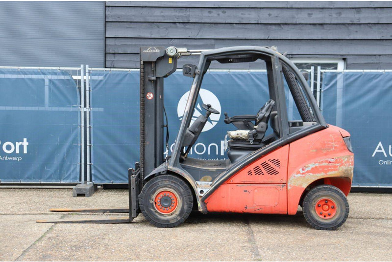 Linde H30D - Carrello elevatore diesel: foto 2 Linde H30D - Carrello elevatore diesel: foto 2