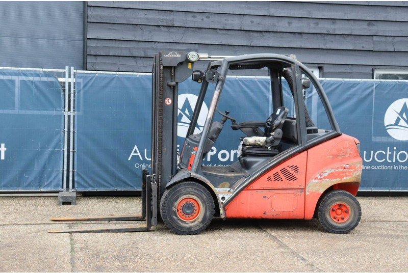 Linde H30D - Carrello elevatore diesel: foto 1 Linde H30D - Carrello elevatore diesel: foto 1