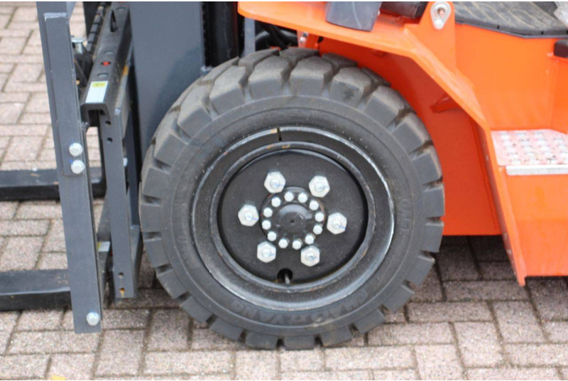 Carrello elevatore diesel nuovo Machpro MP-230PRO: foto 15 Carrello elevatore diesel nuovo Machpro MP-230PRO: foto 15