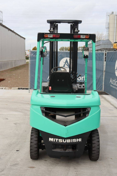 Mitsubishi FGE20T - Carrello elevatore diesel: foto 5 Mitsubishi FGE20T - Carrello elevatore diesel: foto 5