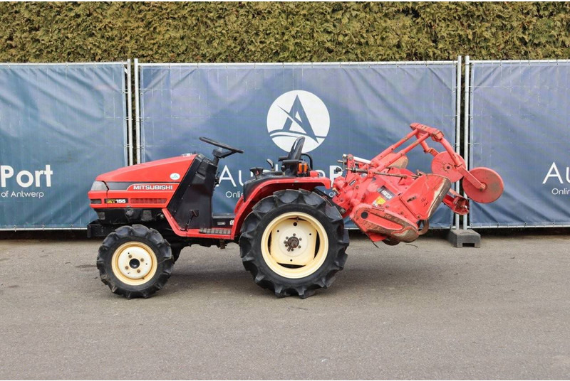 Mitsubishi MT155 - Trattore: foto 2 Mitsubishi MT155 - Trattore: foto 2
