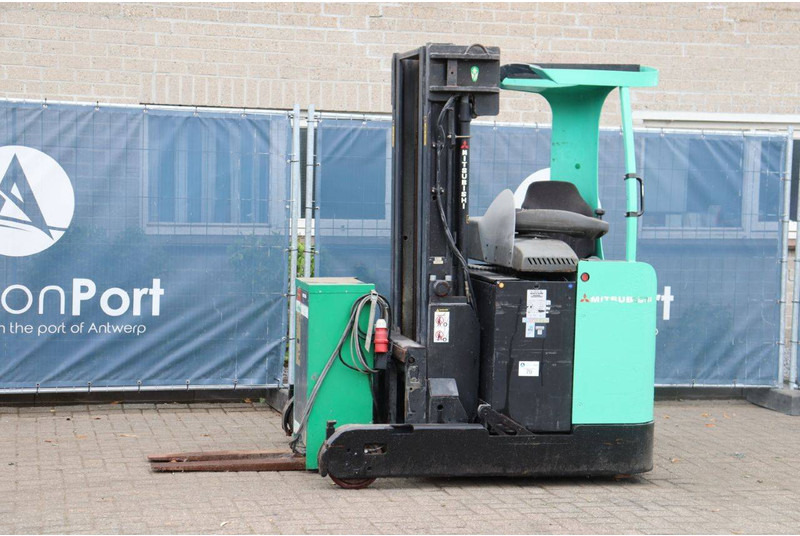 Mitsubishi RB16KN - Carrello retrattile: foto 1 Mitsubishi RB16KN - Carrello retrattile: foto 1