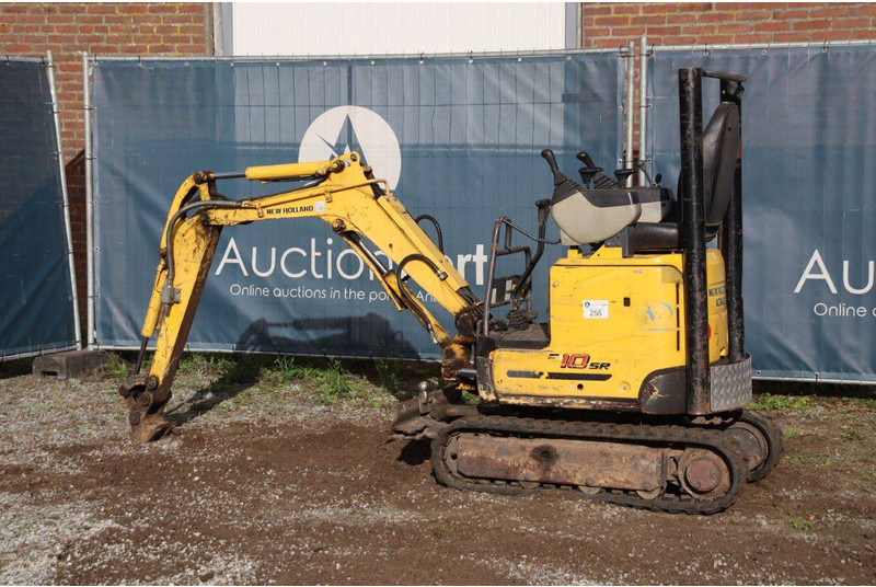 New Holland E10SR - Miniescavatore: foto 3 New Holland E10SR - Miniescavatore: foto 3