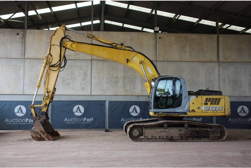 New Holland E265 - Escavatore cingolato: foto 1 New Holland E265 - Escavatore cingolato: foto 1