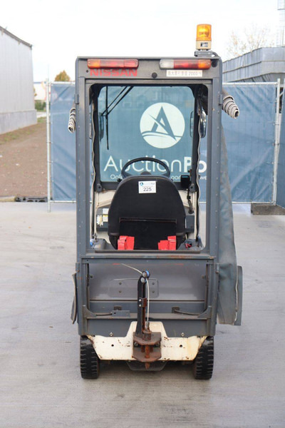 Nissan 4CBT2 - Carrello elevatore elettrico: foto 5 Nissan 4CBT2 - Carrello elevatore elettrico: foto 5