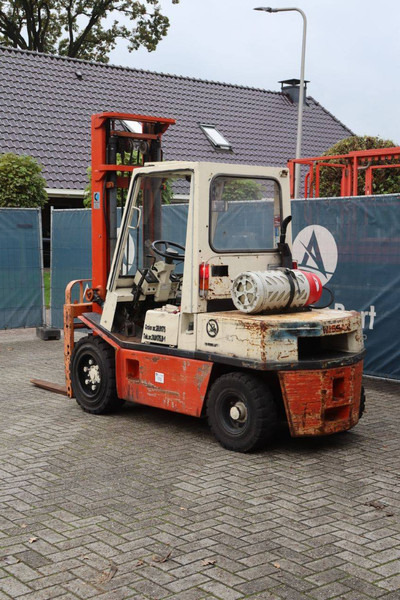 Nissan RGH 02A-30U - Carrello elevatore a gas: foto 4 Nissan RGH 02A-30U - Carrello elevatore a gas: foto 4