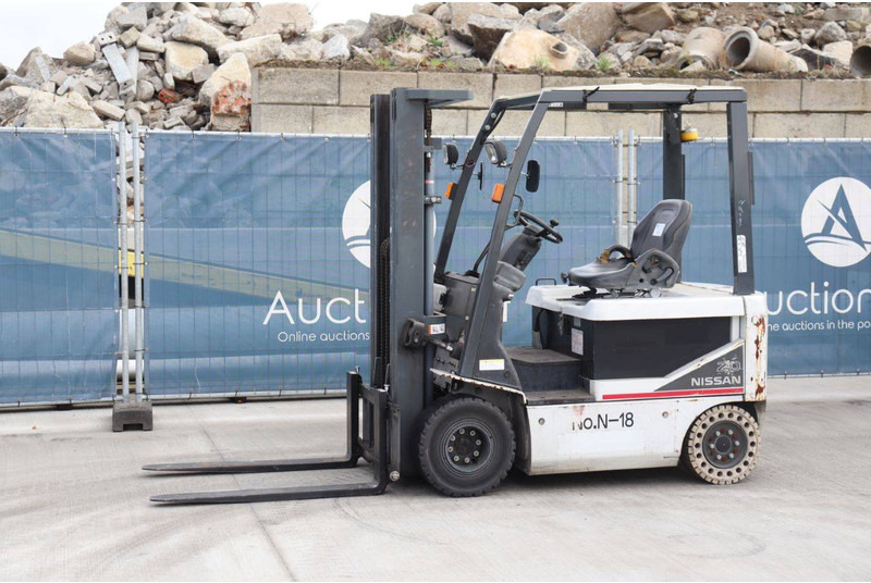 Nissan T1B2 - Carrello elevatore elettrico: foto 1 Nissan T1B2 - Carrello elevatore elettrico: foto 1