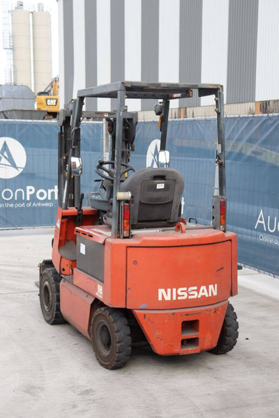 Nissan XP01 - Carrello elevatore elettrico: foto 4 Nissan XP01 - Carrello elevatore elettrico: foto 4