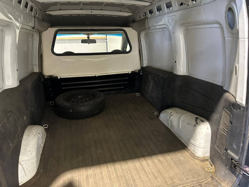 Opel Combo - Furgone chiuso: foto 5 Opel Combo - Furgone chiuso: foto 5