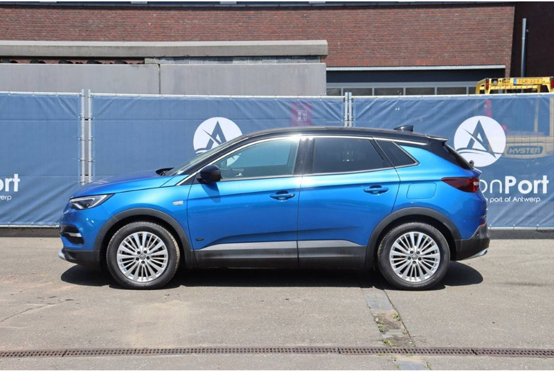 Opel Grandland X innovation - SUV/ Fuoristrada: foto 2 Opel Grandland X innovation - SUV/ Fuoristrada: foto 2