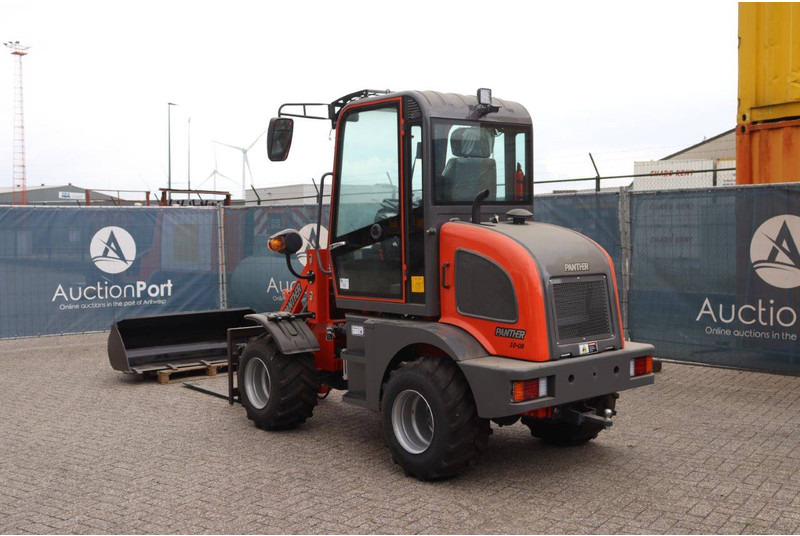 Panther 10-08 - Pala gommata: foto 4 Panther 10-08 - Pala gommata: foto 4