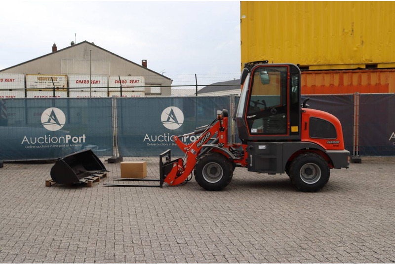 Panther 10-08 - Pala gommata: foto 2 Panther 10-08 - Pala gommata: foto 2