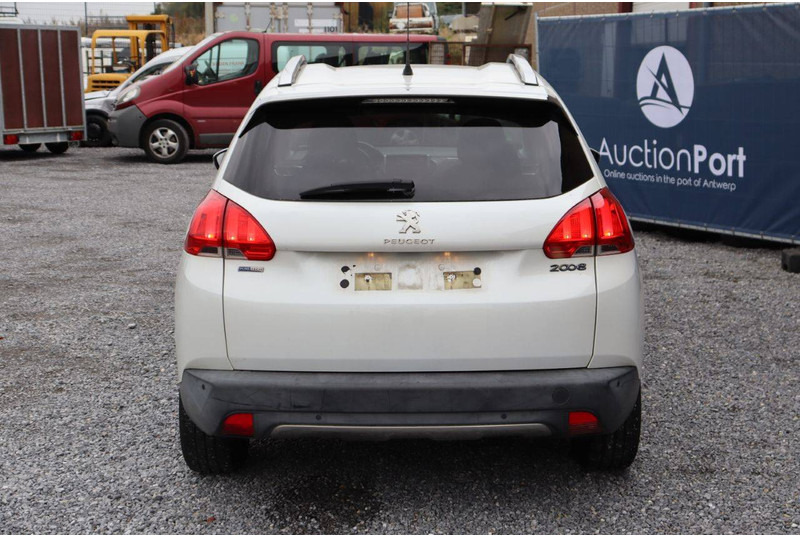 Peugeot 2008 - Berlina: foto 5 Peugeot 2008 - Berlina: foto 5