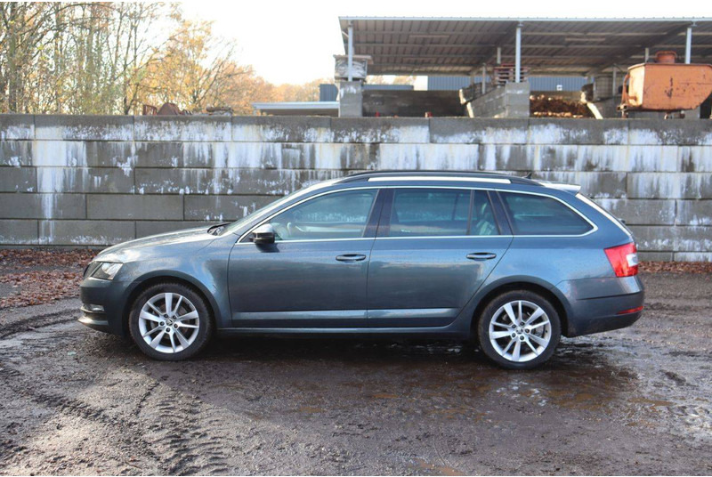 Škoda Octavia - Autovettura: foto 2 Škoda Octavia - Autovettura: foto 2