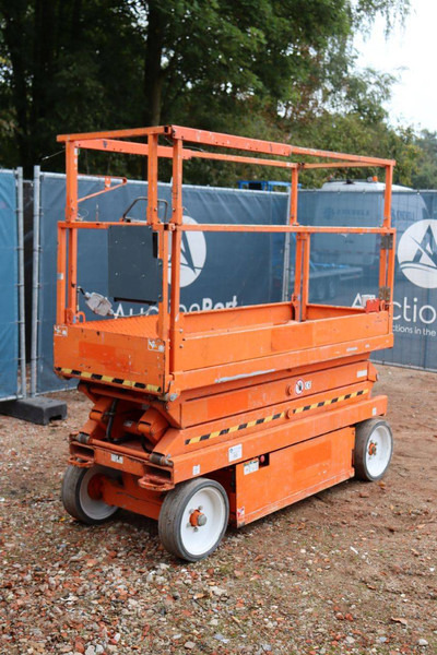 Piattaforma a pantografo Skyjack SJ3220: foto 9