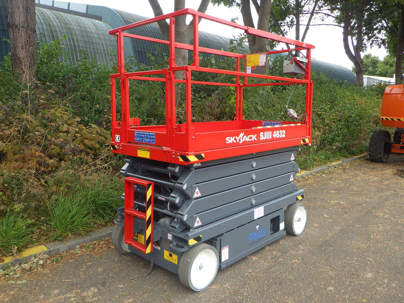 Skyjack SJ4632 - Piattaforma a pantografo: foto 3 Skyjack SJ4632 - Piattaforma a pantografo: foto 3