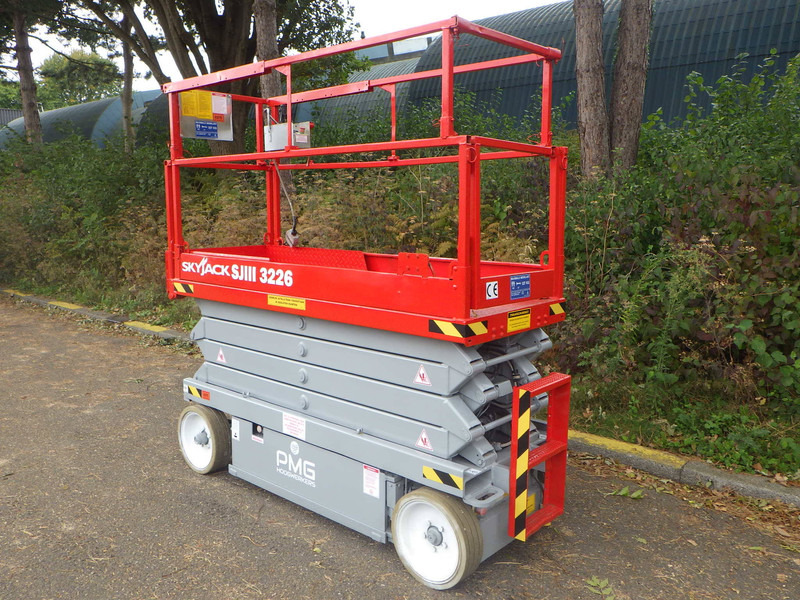 Skyjack SkyJack - Piattaforma a pantografo: foto 3 Skyjack SkyJack - Piattaforma a pantografo: foto 3