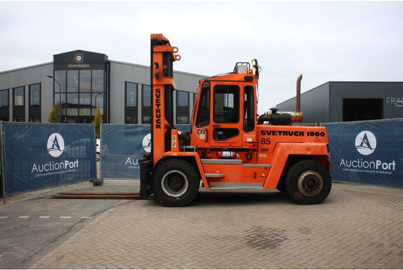 Svetruck 1060-30 - Carrello portacontainer: foto 2 Svetruck 1060-30 - Carrello portacontainer: foto 2