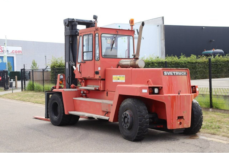 Svetruck 16 120 38 - Carrello portacontainer: foto 4 Svetruck 16 120 38 - Carrello portacontainer: foto 4