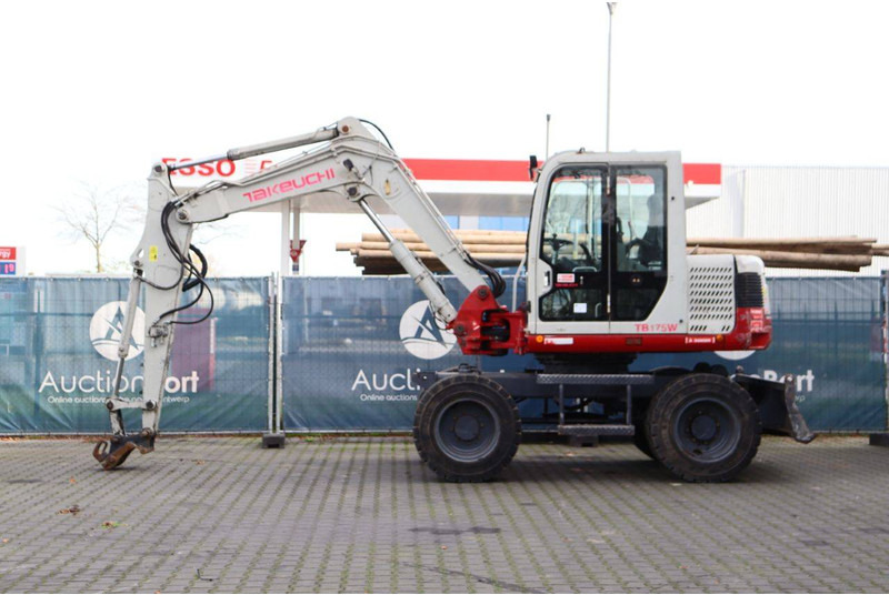Takeuchi TB175W - Escavatore gommato: foto 2 Takeuchi TB175W - Escavatore gommato: foto 2