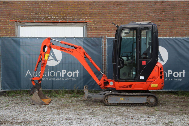 Takeuchi TB216 - Miniescavatore: foto 2 Takeuchi TB216 - Miniescavatore: foto 2