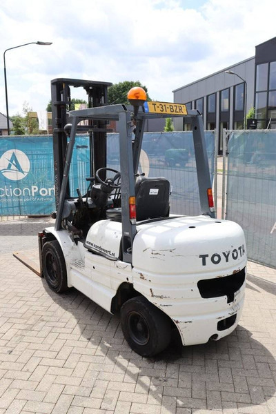 Toyota 62-6FDF30 - Carrello elevatore diesel: foto 5 Toyota 62-6FDF30 - Carrello elevatore diesel: foto 5