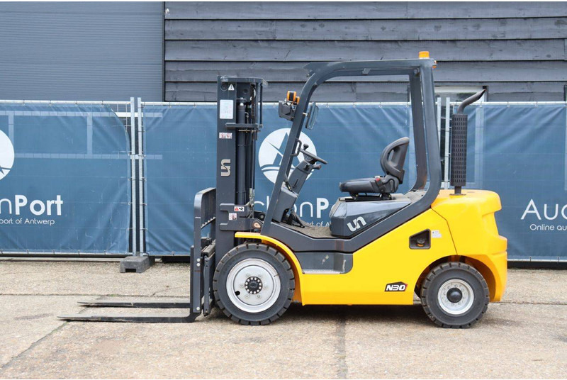 Un FD30T-NJS1 - Carrello elevatore diesel: foto 2 Un FD30T-NJS1 - Carrello elevatore diesel: foto 2