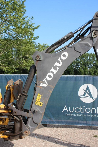 Terna Volvo BL60B: foto 18