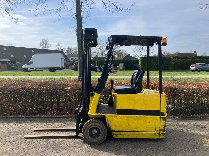 Yale ERP15 - Carrello elevatore elettrico: foto 2 Yale ERP15 - Carrello elevatore elettrico: foto 2