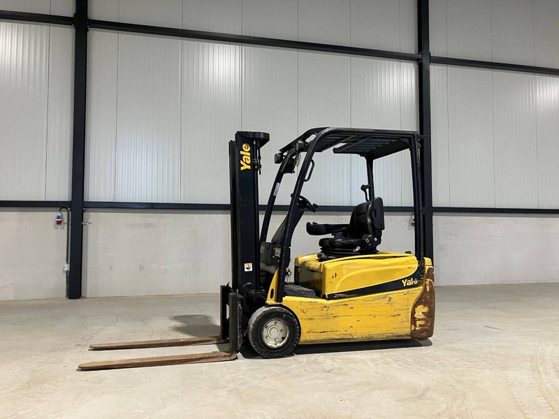 Yale ERP18VT LWB E2030 - Carrello elevatore elettrico: foto 1 Yale ERP18VT LWB E2030 - Carrello elevatore elettrico: foto 1