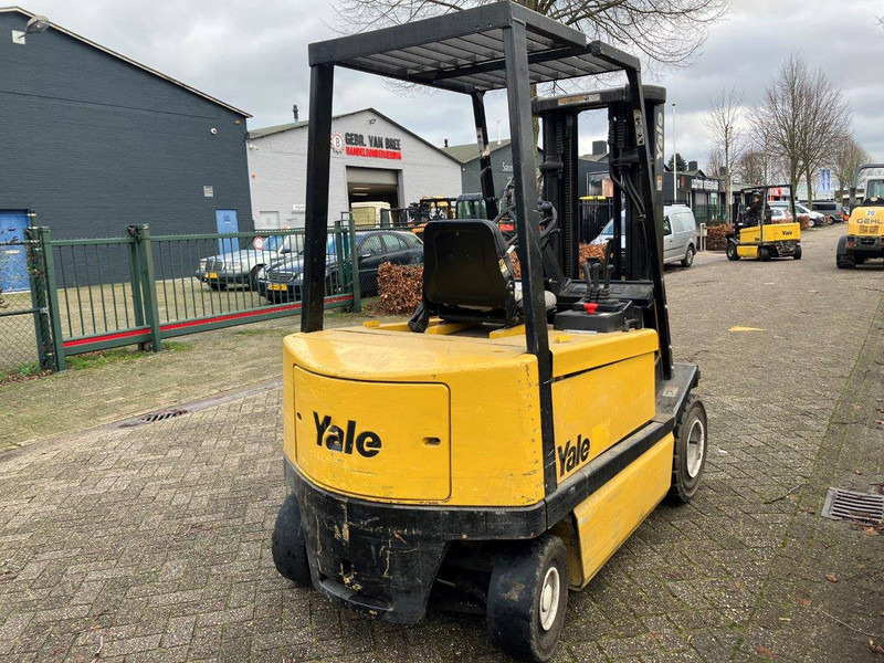 Yale ERP30ALF - Carrello elevatore elettrico: foto 5 Yale ERP30ALF - Carrello elevatore elettrico: foto 5