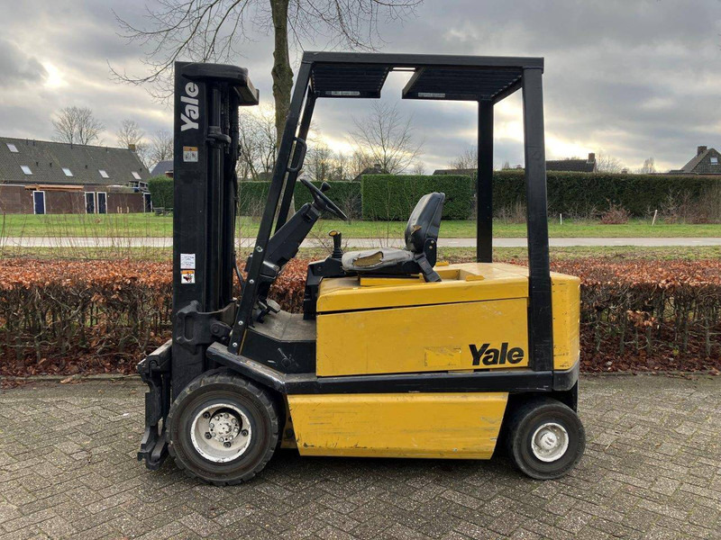 Yale ERP30ALF - Carrello elevatore elettrico: foto 2 Yale ERP30ALF - Carrello elevatore elettrico: foto 2