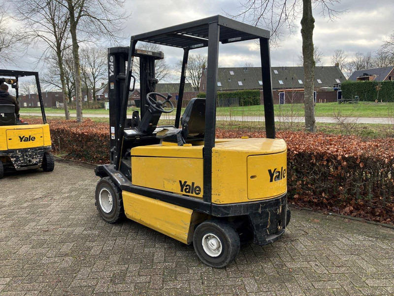 Yale ERP30ALF - Carrello elevatore elettrico: foto 3 Yale ERP30ALF - Carrello elevatore elettrico: foto 3