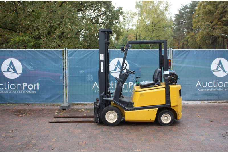 Yale GLP16AFE2025 - Carrello elevatore a gas: foto 2 Yale GLP16AFE2025 - Carrello elevatore a gas: foto 2