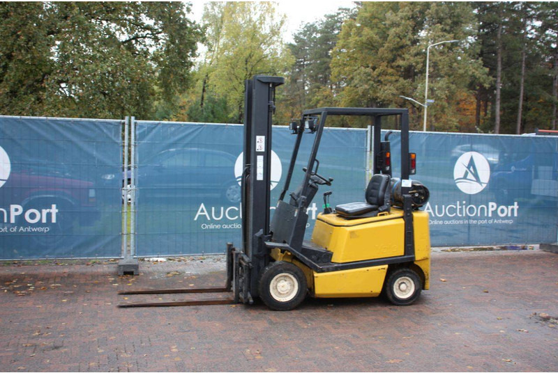 Yale GLP16AFE2025 - Carrello elevatore a gas: foto 1 Yale GLP16AFE2025 - Carrello elevatore a gas: foto 1