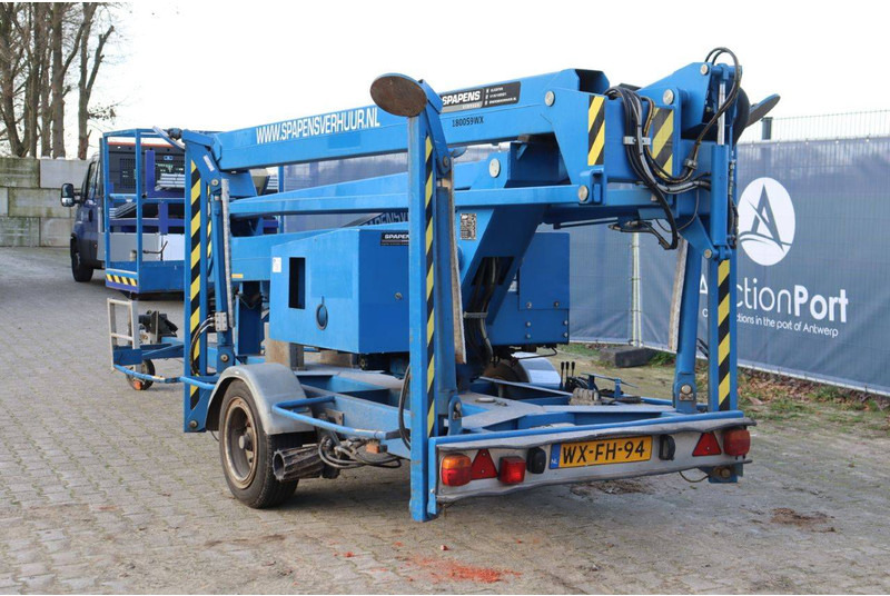 Custers R20EHS - Piattaforma articolata: foto 4 Custers R20EHS - Piattaforma articolata: foto 4