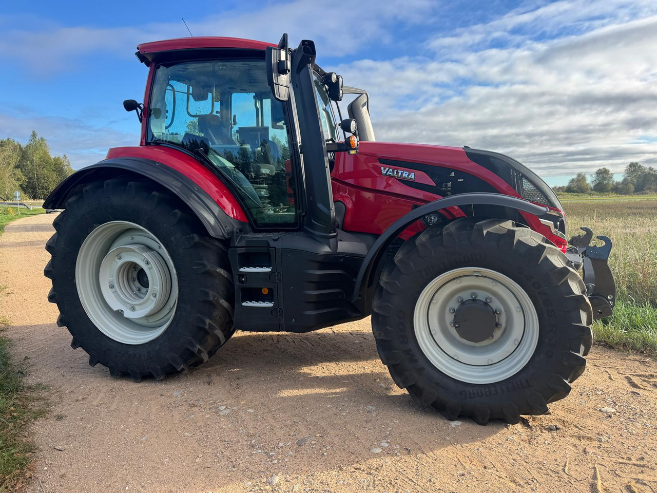 Valtra T255 - Trattore: foto 1 Valtra T255 - Trattore: foto 1