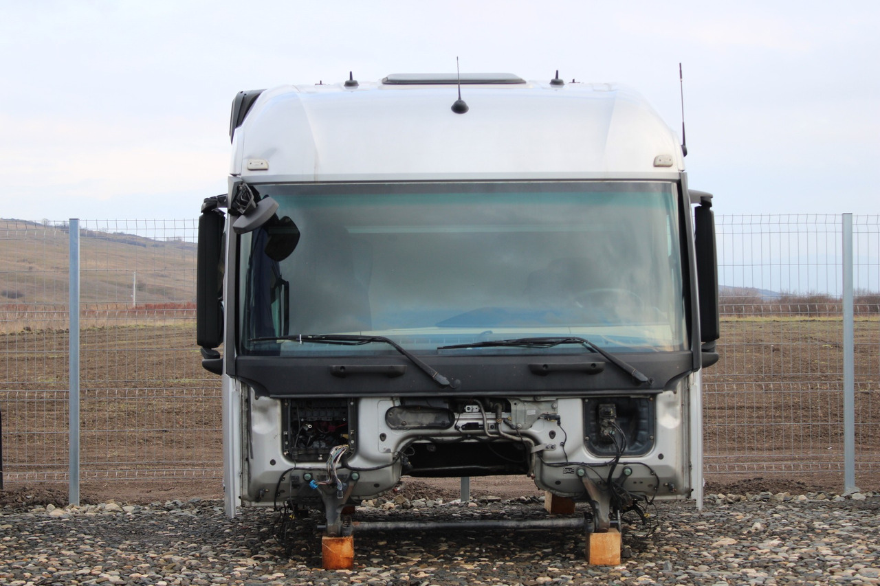 CABINA MERCEDES ACTROS MP4 STREAMSPACE 2.5 - Cabina per Camion: foto 1 CABINA MERCEDES ACTROS MP4 STREAMSPACE 2.5 - Cabina per Camion: foto 1