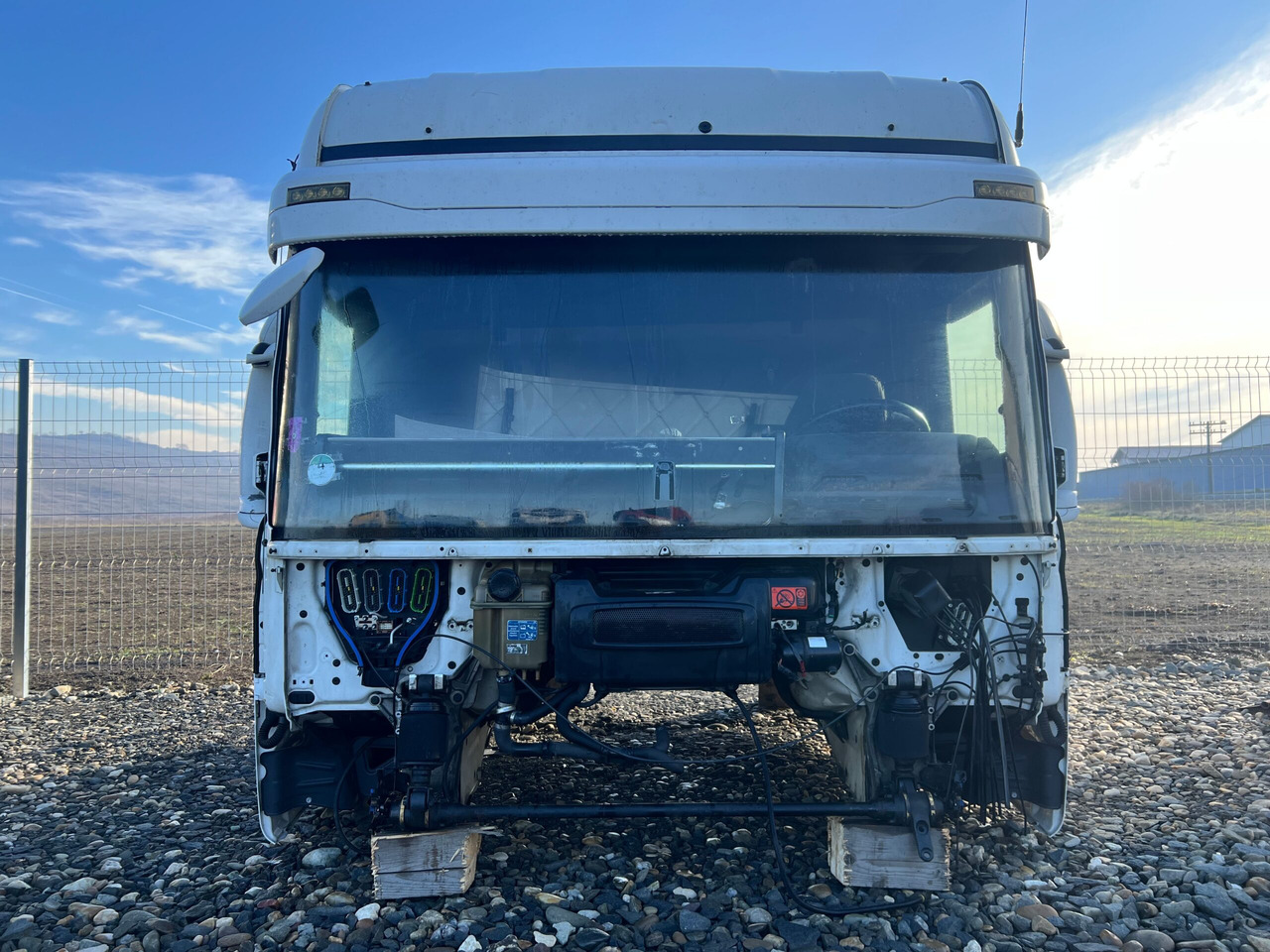 CABINA SCANIA R STREAMLINE CR19H - Cabina per Camion: foto 1 CABINA SCANIA R STREAMLINE CR19H - Cabina per Camion: foto 1