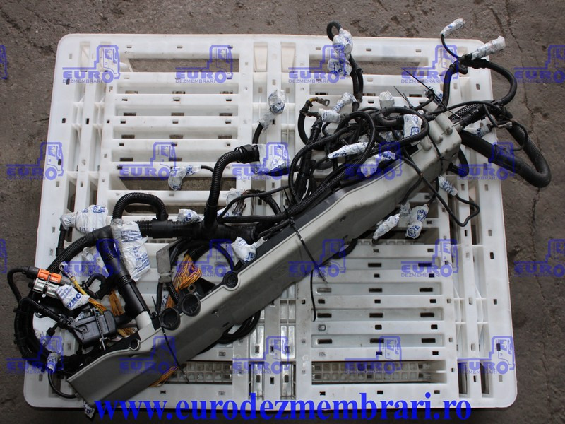 INSTALATIE ELECTRICA MOTOR MAN TGX D26 81.25459.5959 - Sistema elettrico per Camion: foto 1 INSTALATIE ELECTRICA MOTOR MAN TGX D26 81.25459.5959 - Sistema elettrico per Camion: foto 1
