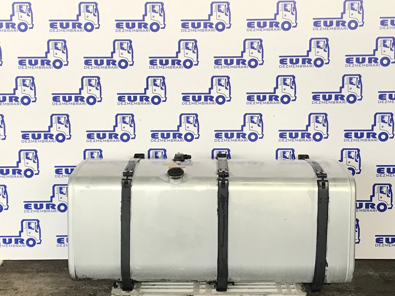 REZERVOR COMBUSTIBIL SCANIA L=165CM l=72CM H=70CM 1517309, 1871192 - Serbatoio carburante per Camion: foto 1 REZERVOR COMBUSTIBIL SCANIA L=165CM l=72CM H=70CM 1517309, 1871192 - Serbatoio carburante per Camion: foto 1