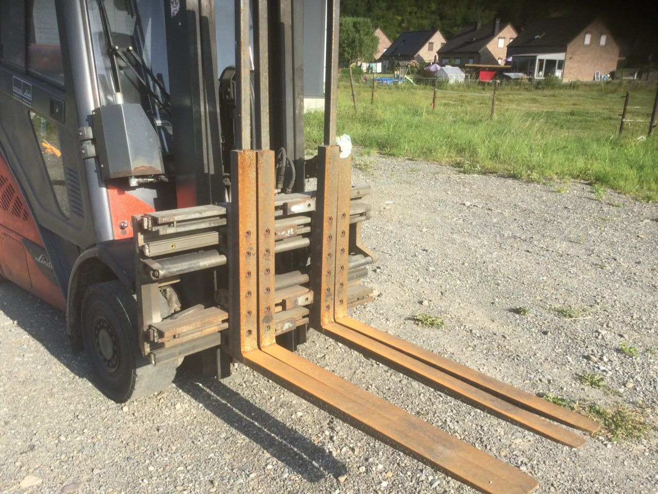 Linde H20T - Carrello elevatore a gas: foto 4 Linde H20T - Carrello elevatore a gas: foto 4