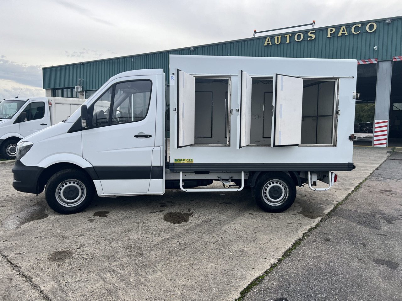 CAMION HELADERO 3.5T MERCEDES SPRINTER - Furgone frigo: foto 5 CAMION HELADERO 3.5T MERCEDES SPRINTER - Furgone frigo: foto 5