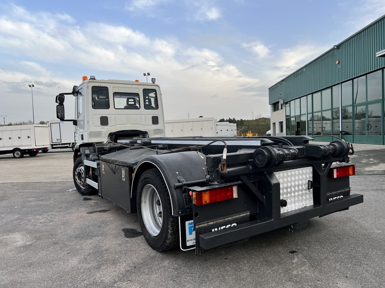 Autocarro telaio IVECO 300 EN CHASIS: foto 12