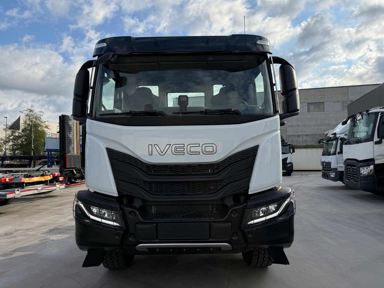 IVECO AD300X46Z OFF X-Way E6 (Chassis) - Autocarro telaio: foto 3 IVECO AD300X46Z OFF X-Way E6 (Chassis) - Autocarro telaio: foto 3
