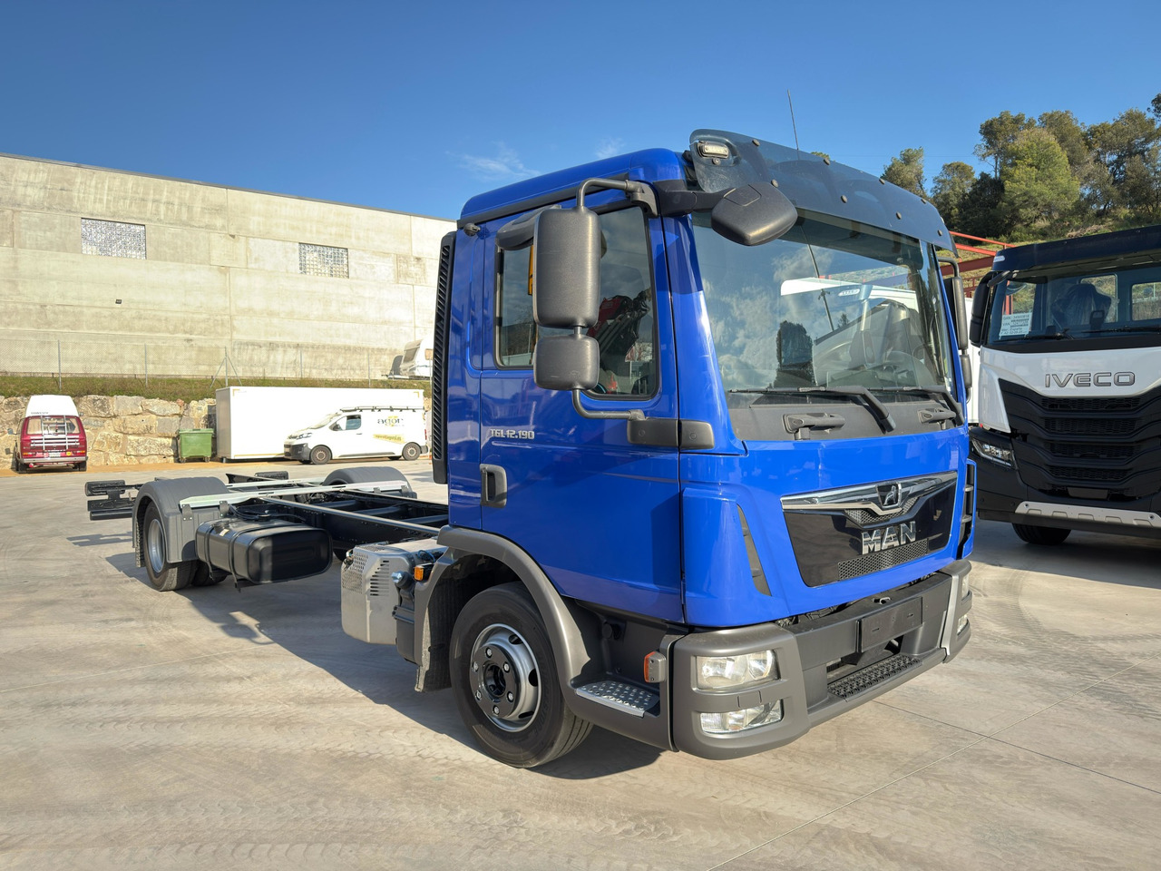 MAN 12.190 BL TGL E6 (Chassis) - Autocarro telaio: foto 2 MAN 12.190 BL TGL E6 (Chassis) - Autocarro telaio: foto 2