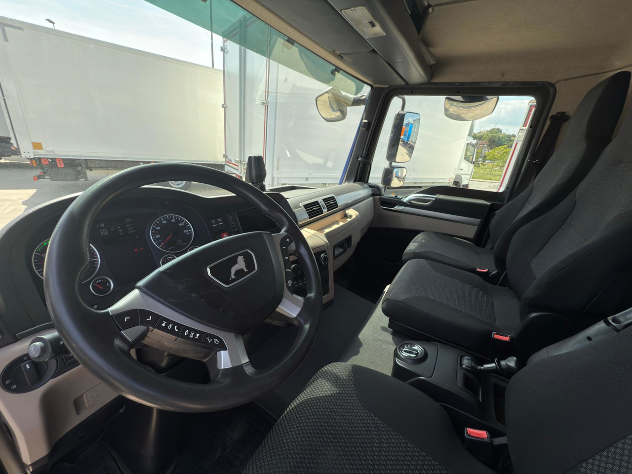 MAN 12.190 BL TGL E6 (Chassis) - Autocarro telaio: foto 5 MAN 12.190 BL TGL E6 (Chassis) - Autocarro telaio: foto 5