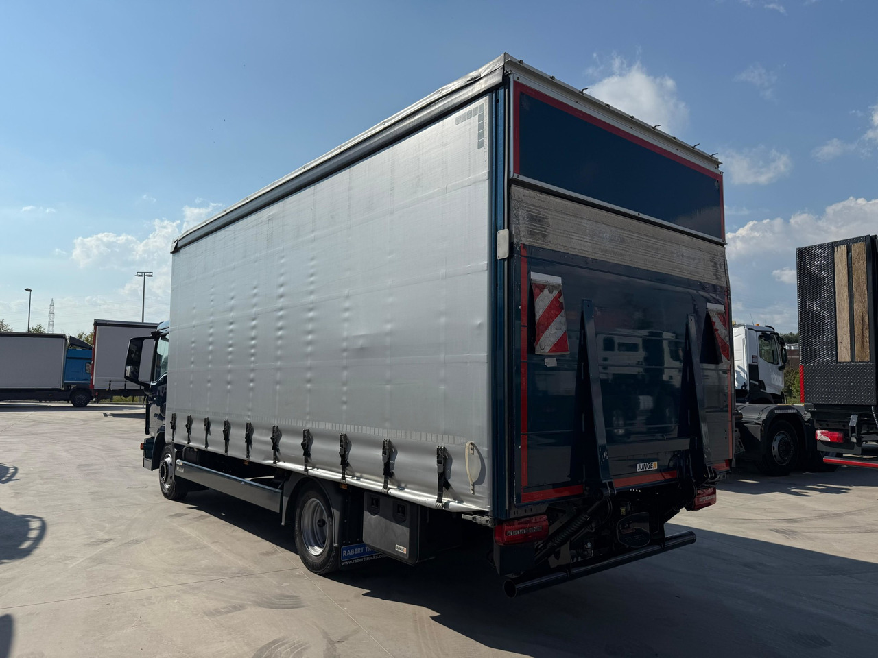 MAN 8.190 BL TGL E6 (Tauliner) - Camion centinato: foto 4 MAN 8.190 BL TGL E6 (Tauliner) - Camion centinato: foto 4